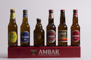 Diversas botellas de Ambar